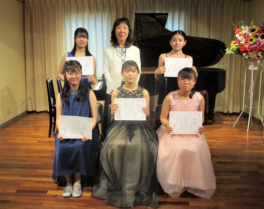 4月24日 岡本愛子先生ピアノ塾「2021年度修了コンサート」
